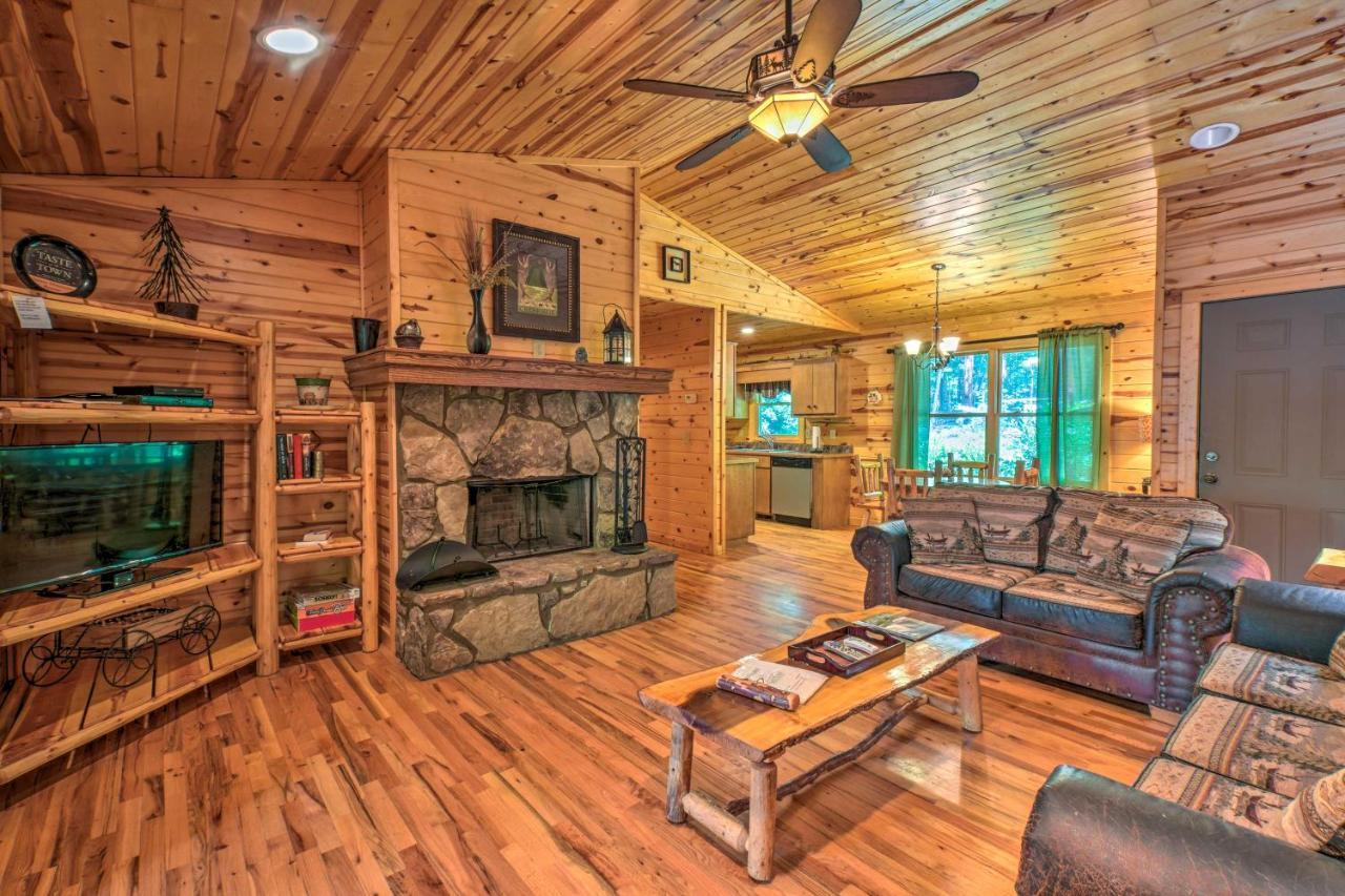 The Georgia Peach Cabin 8 Mi To Dwntn Helen Clarkesville Exterior foto